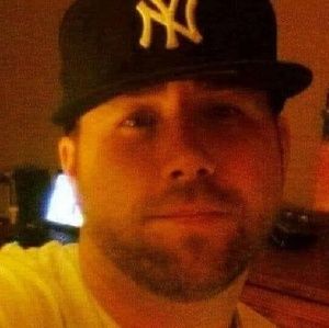 Meet your Posher, Dustin